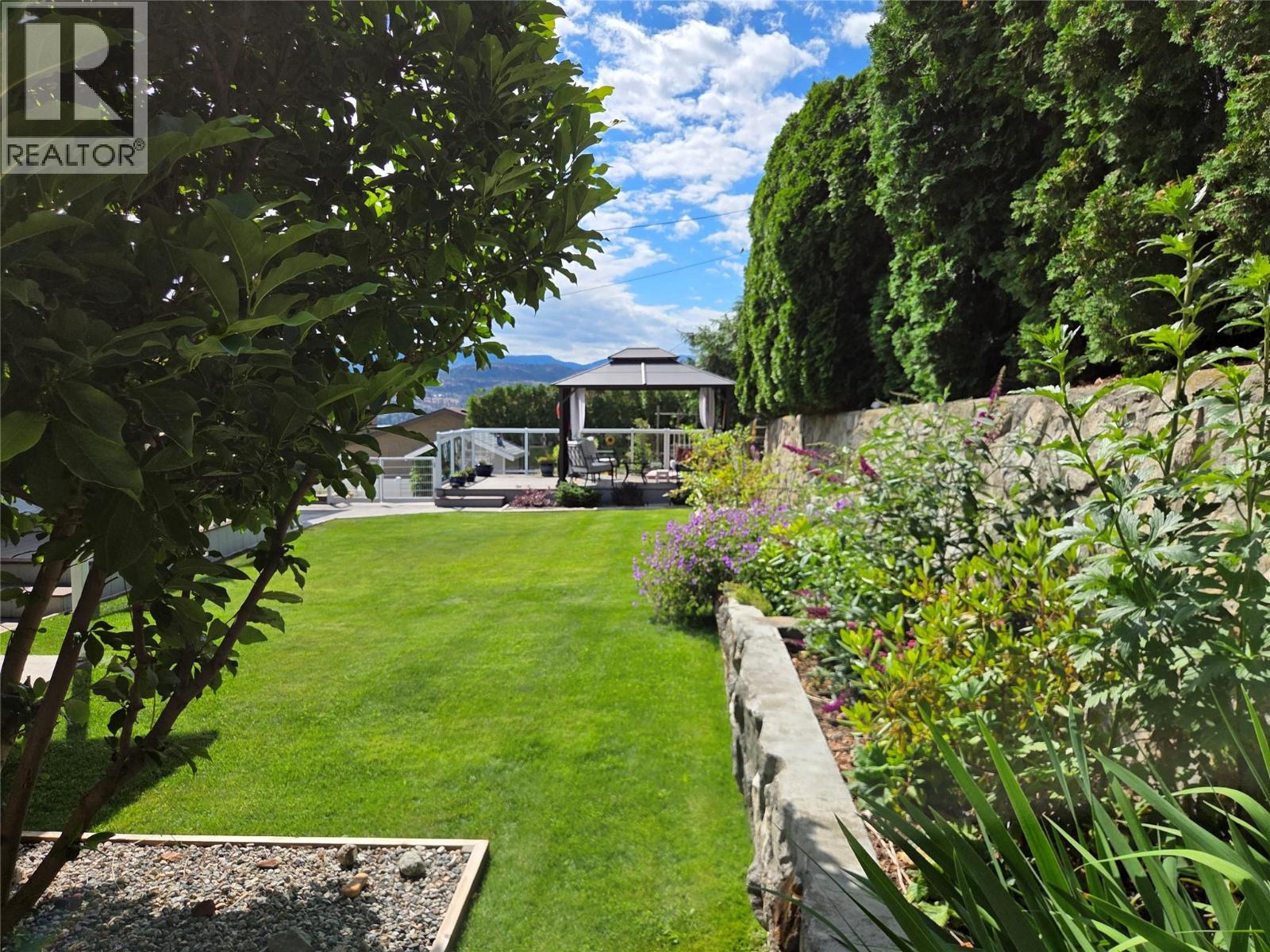 114 Cedar Avenue - 31