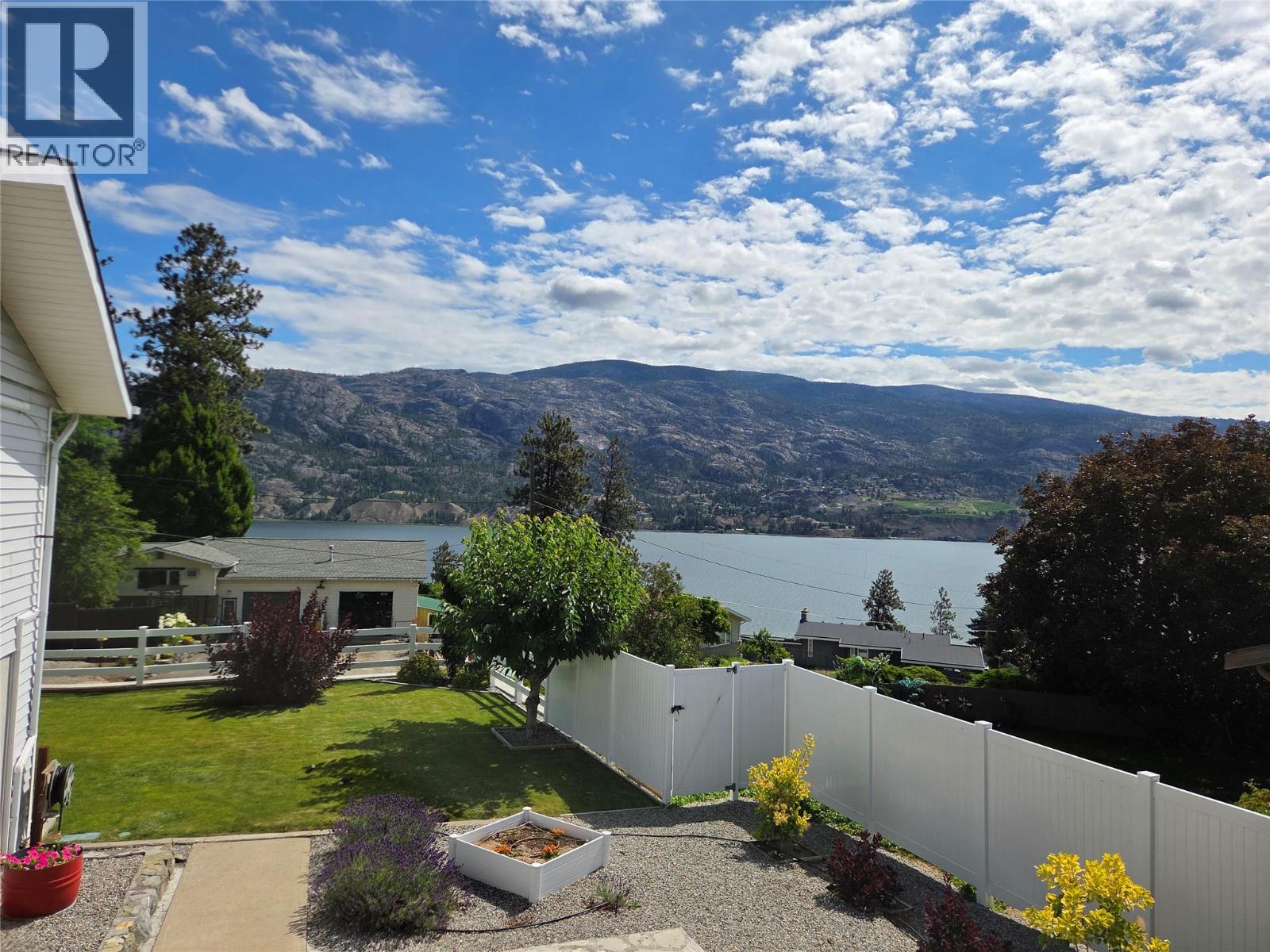 114 Cedar Avenue - 36