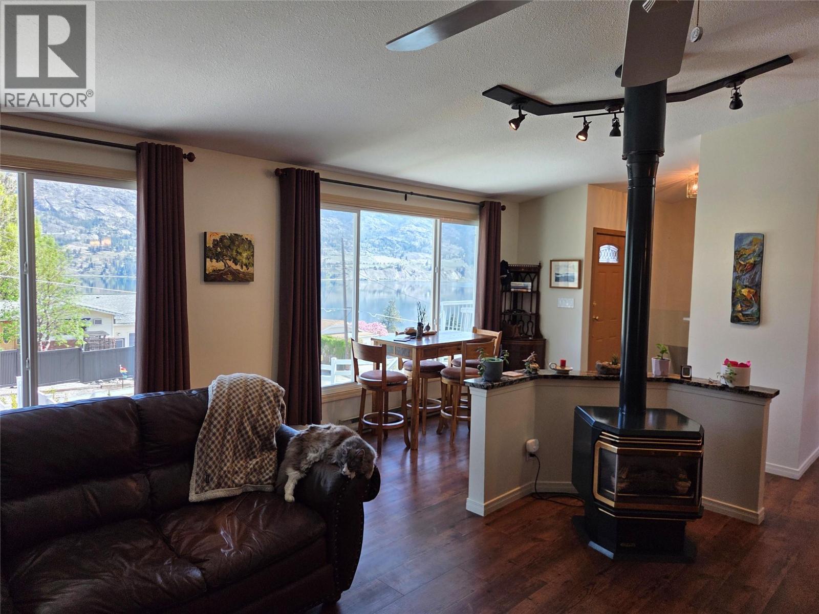 114 Cedar Avenue - 12