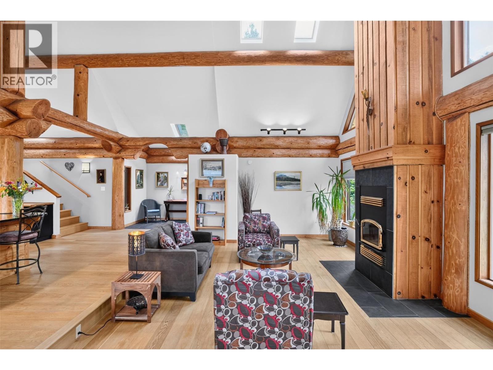714 REGENT Street - 15