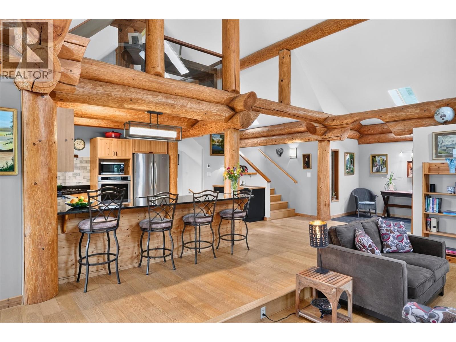 714 REGENT Street - 21