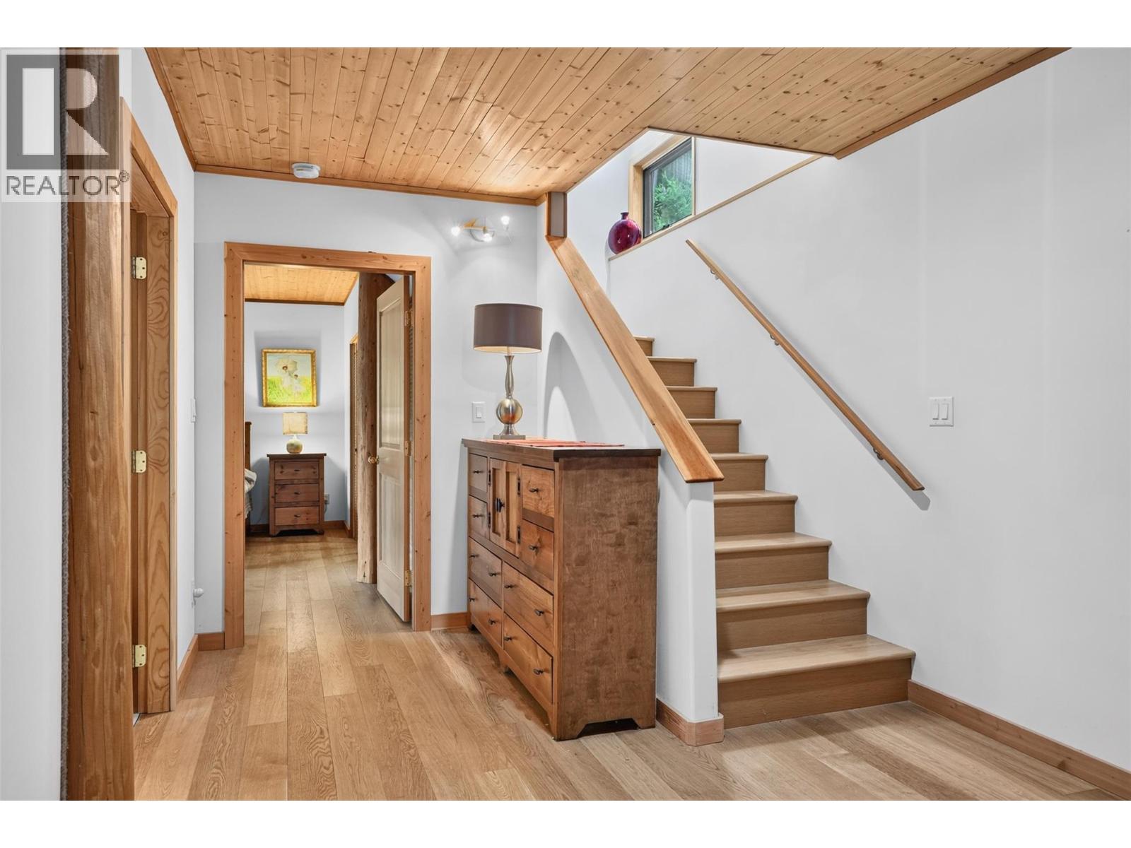714 REGENT Street - 43