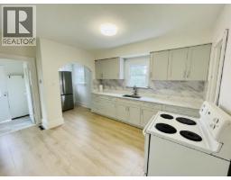 922 Park Drive, Vancouver, BC V6P2J4 Photo 12