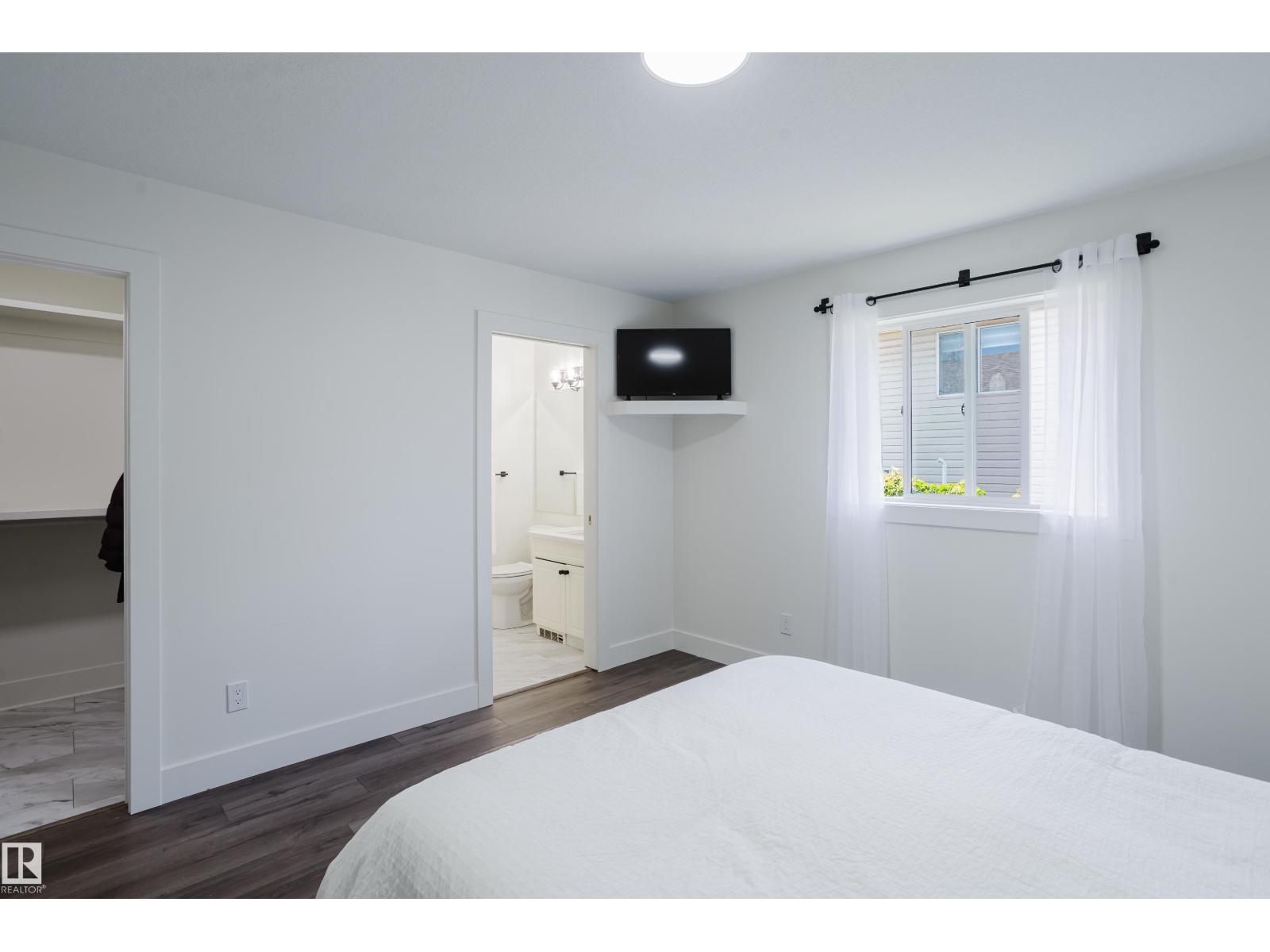 6741 162A AV NW - 28