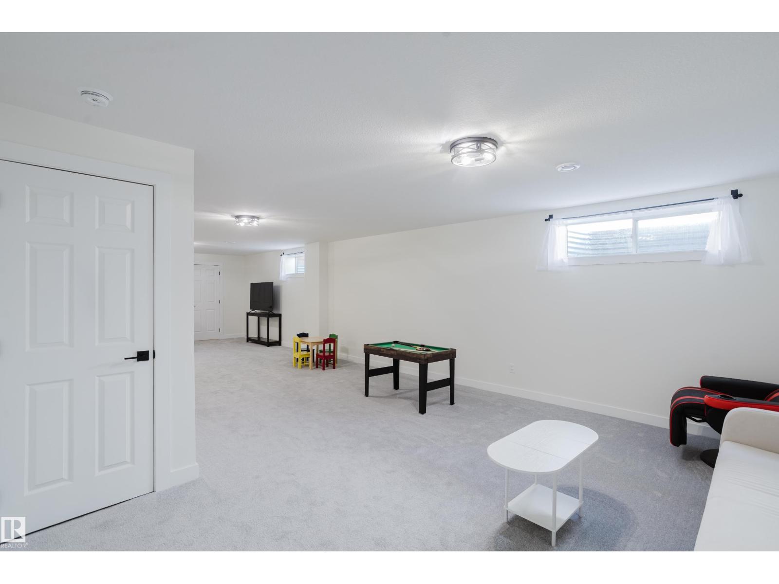 6741 162A AV NW — photo 42