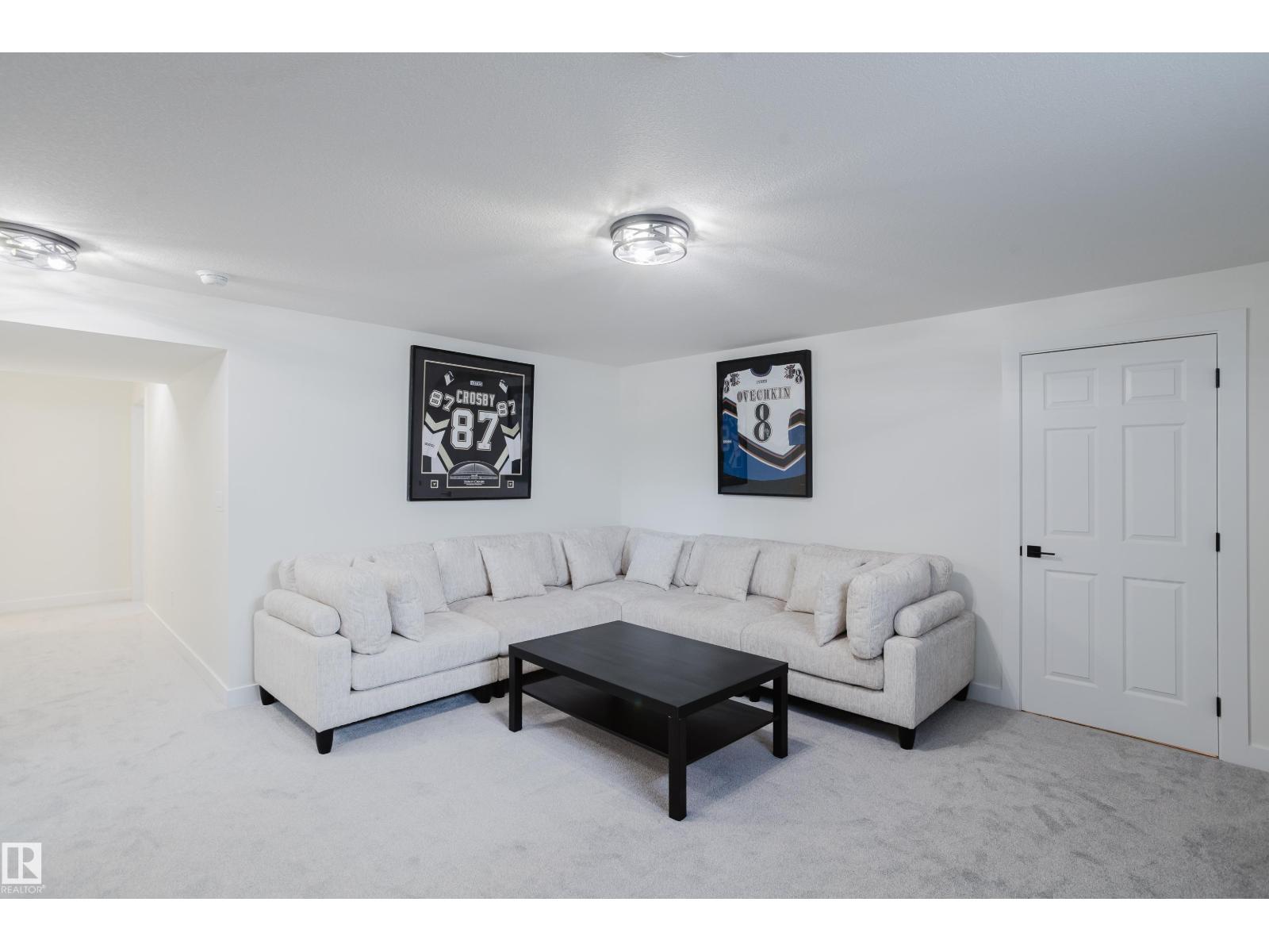 6741 162A AV NW — photo 44