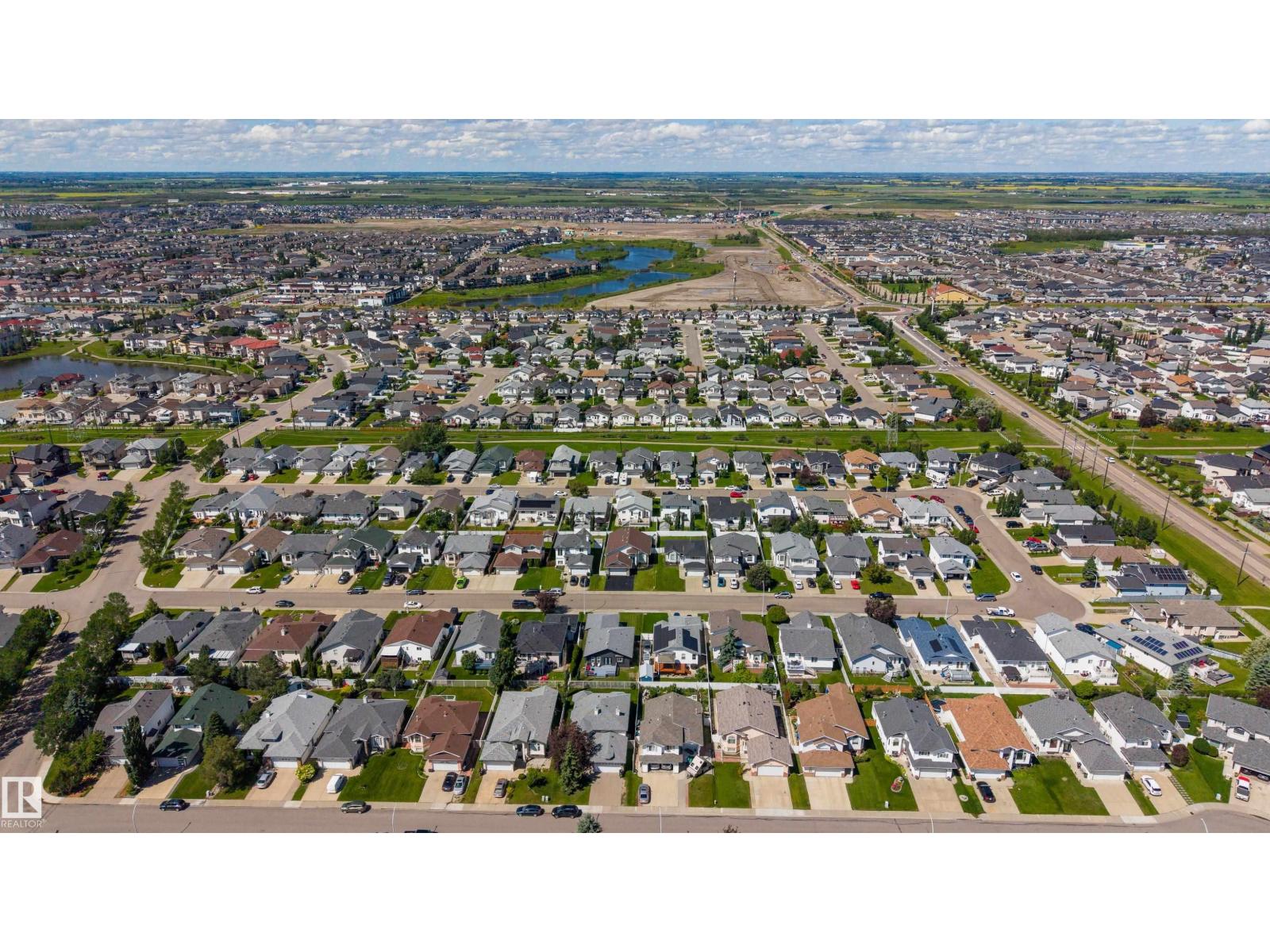 6741 162A AV NW — photo 65