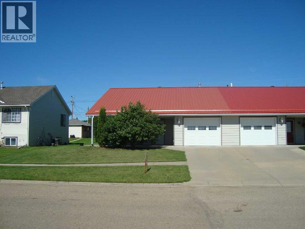 317 Railway Avenue - 1