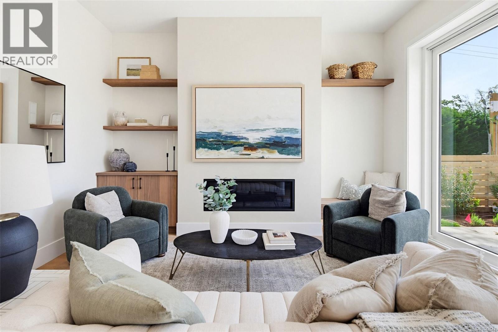 #1 3022 Cadboro Bay Rd - 11