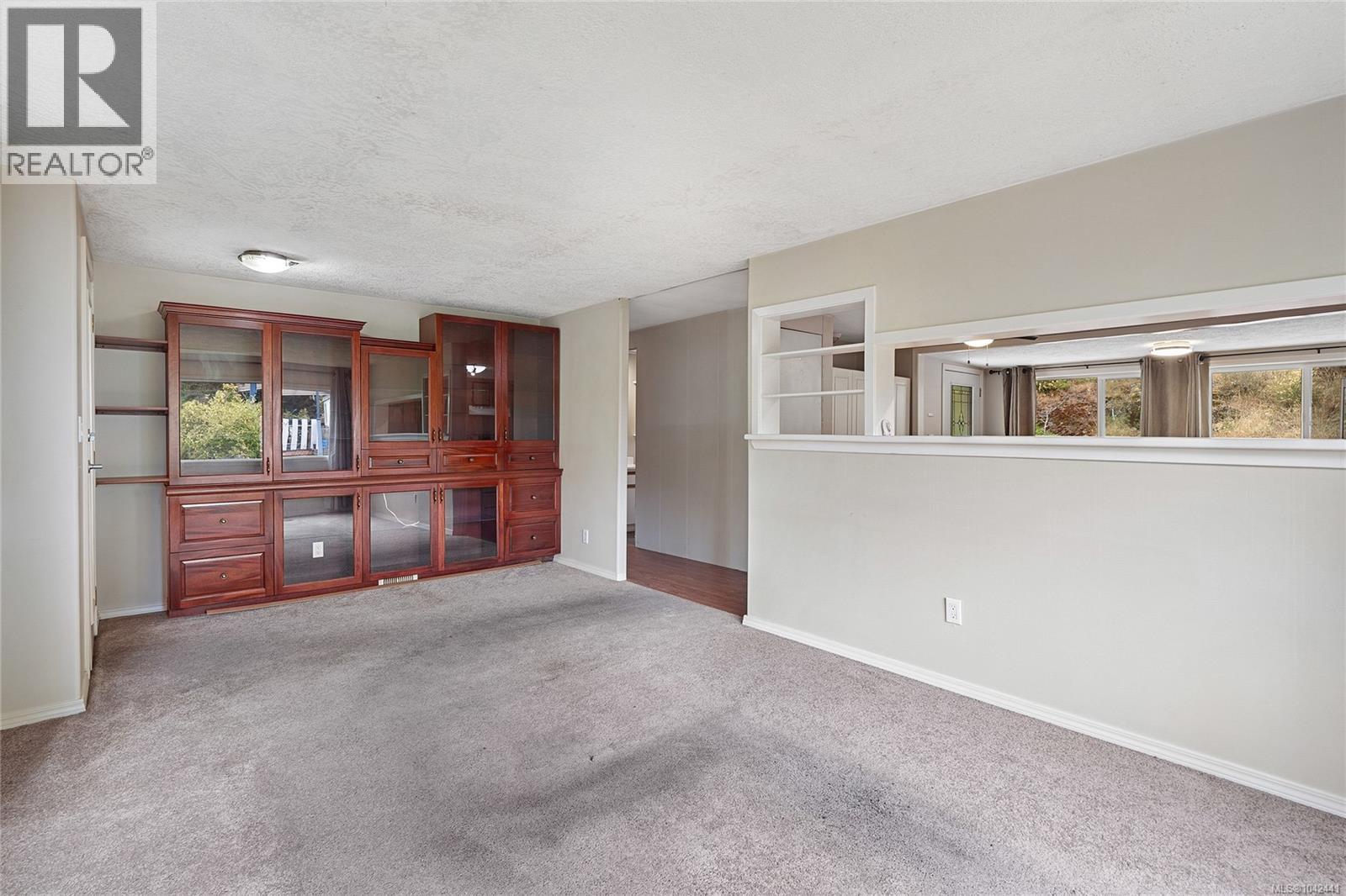 38 5838 Blythwood Rd, Sooke