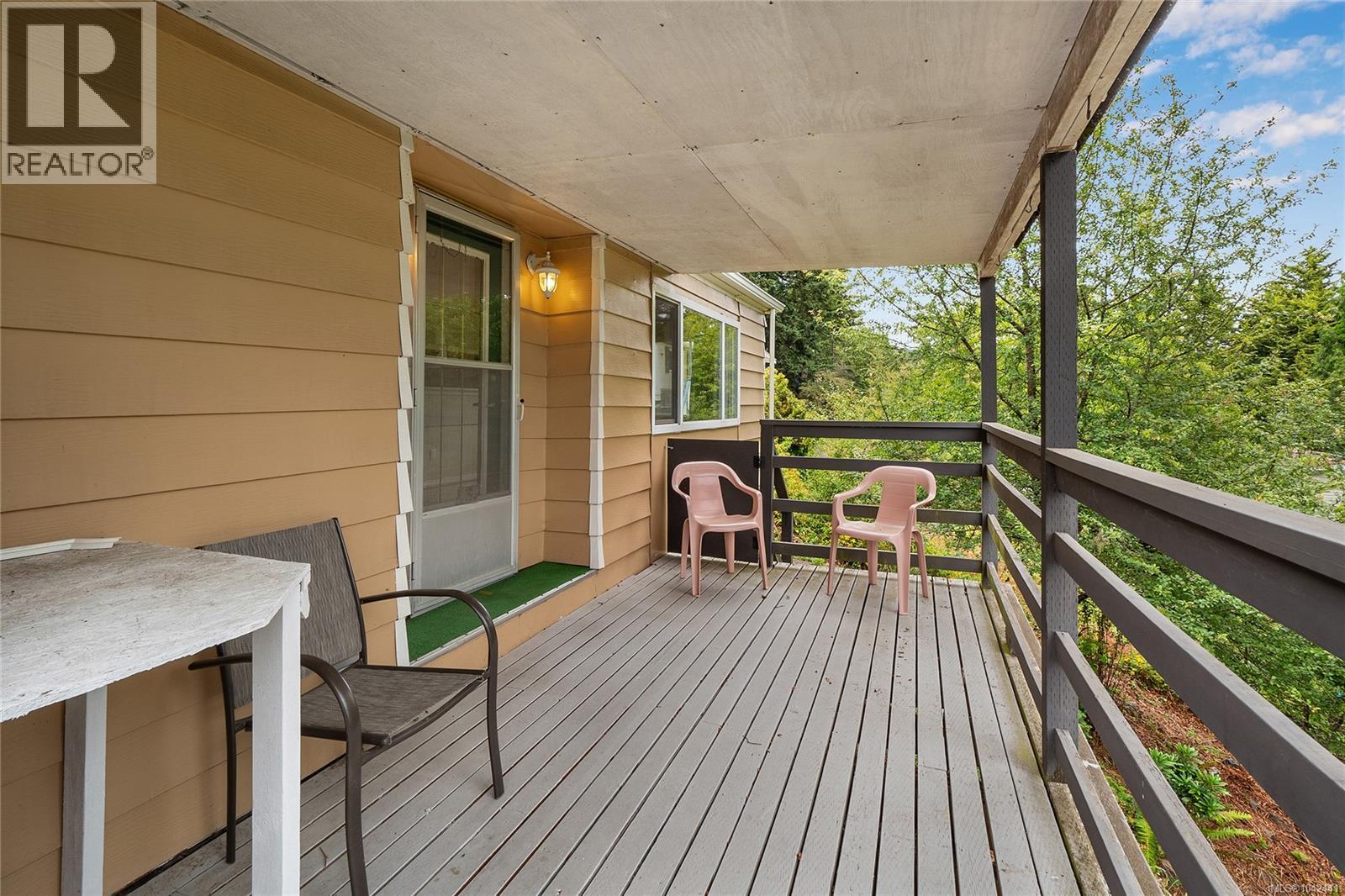 38 5838 Blythwood Rd, Sooke