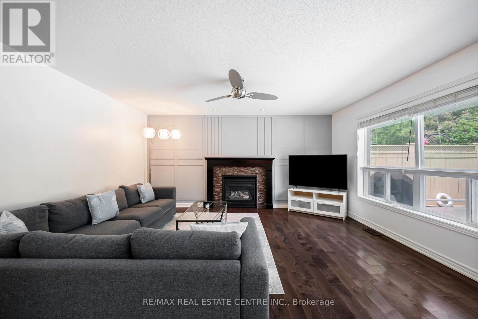 23 CLARKE AVENUE - 16