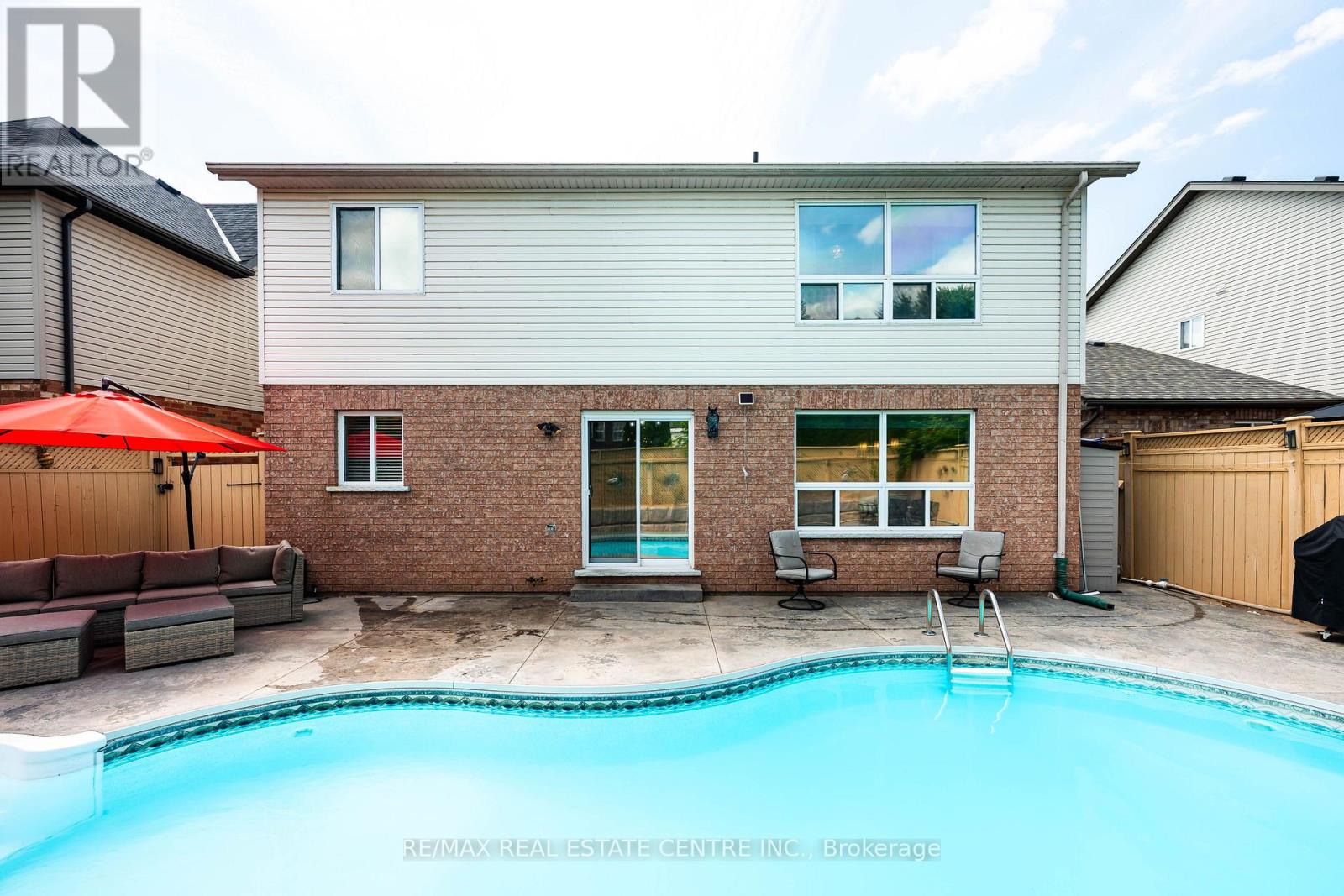 23 CLARKE AVENUE - 48