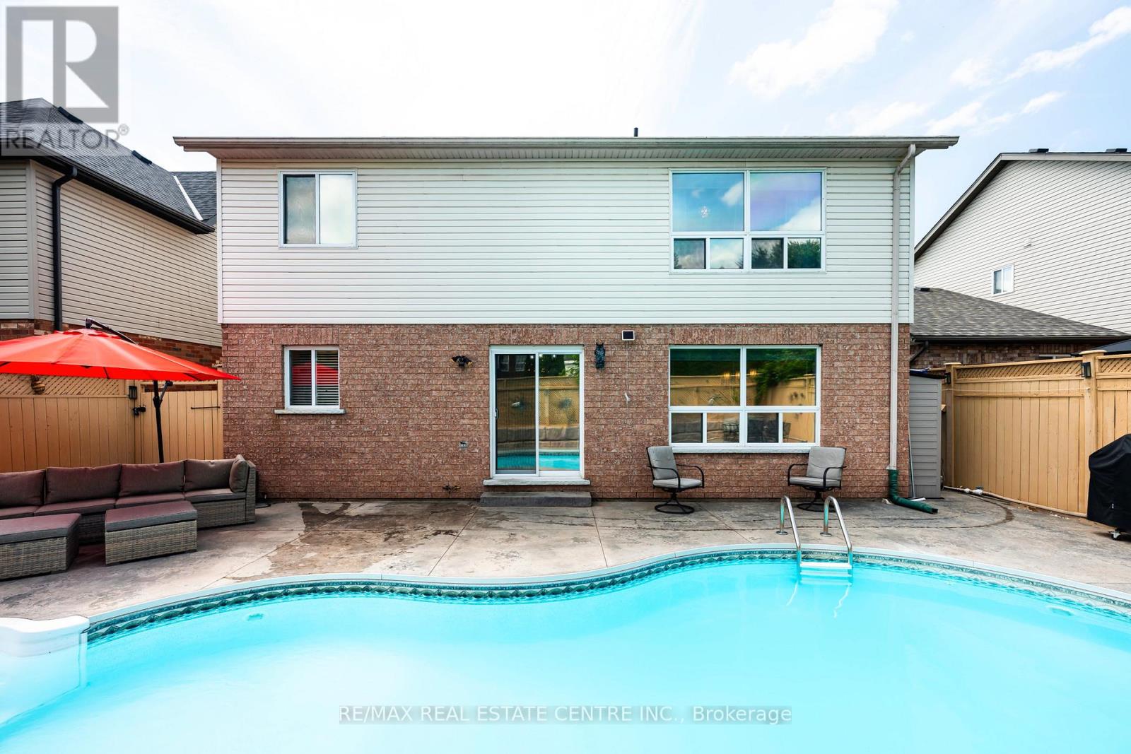 23 CLARKE AVENUE - 41