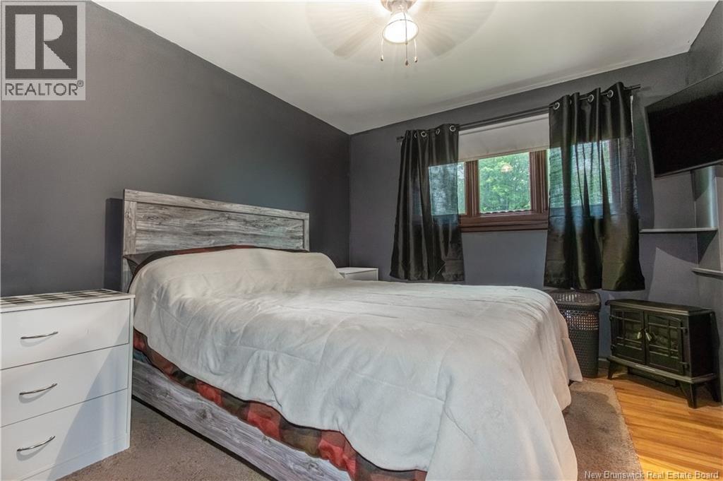 114 Bessborough - 17