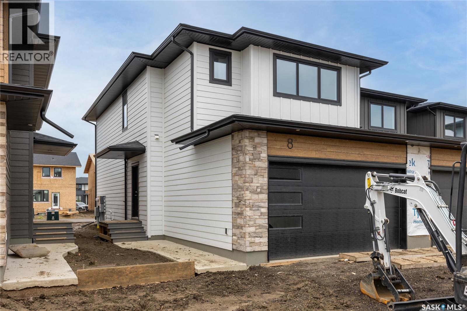 #8 830 Brighton BOULEVARD - 1
