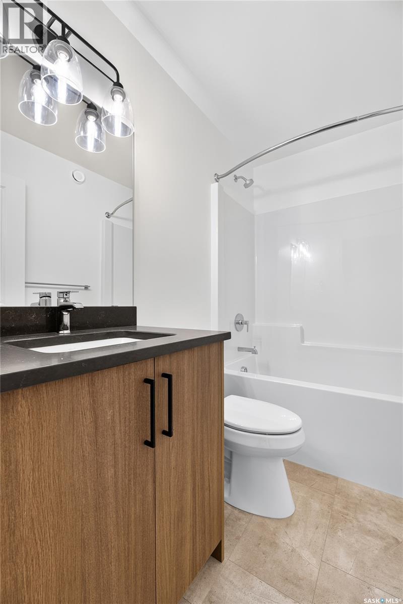 #8 830 Brighton BOULEVARD - 16