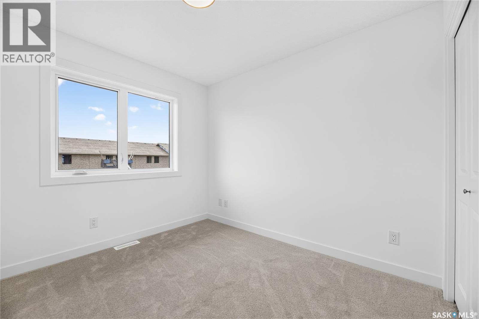 8 830 Brighton BOULEVARD — photo 18