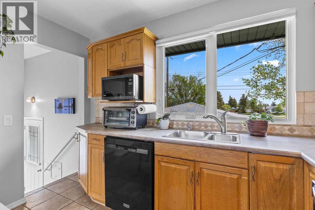 5019 Marshall Road NE - 11