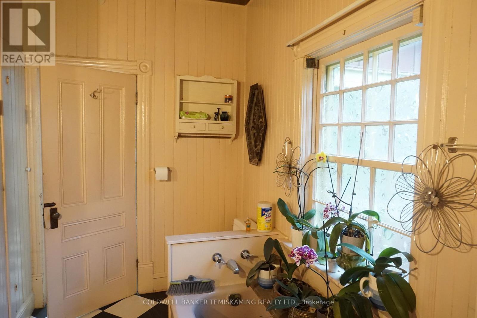 102 GALENA STREET - 27