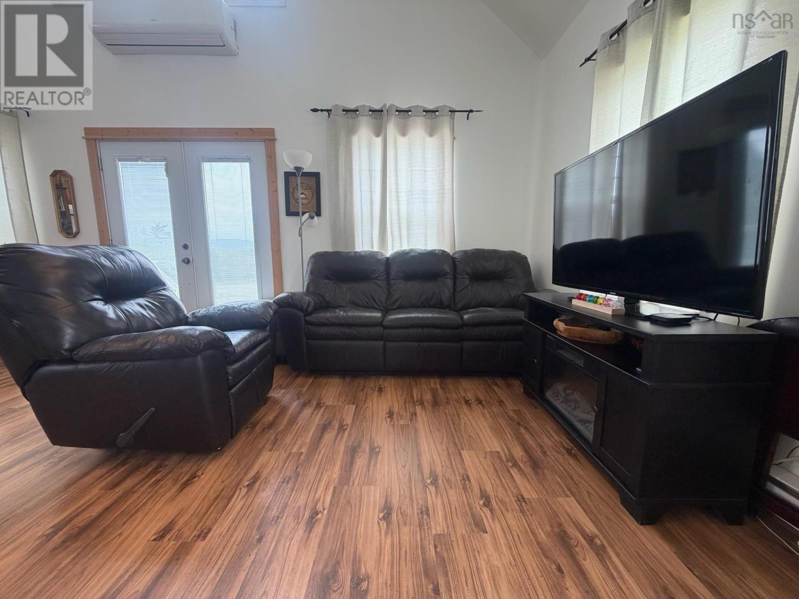 2239 Portage Road - 26
