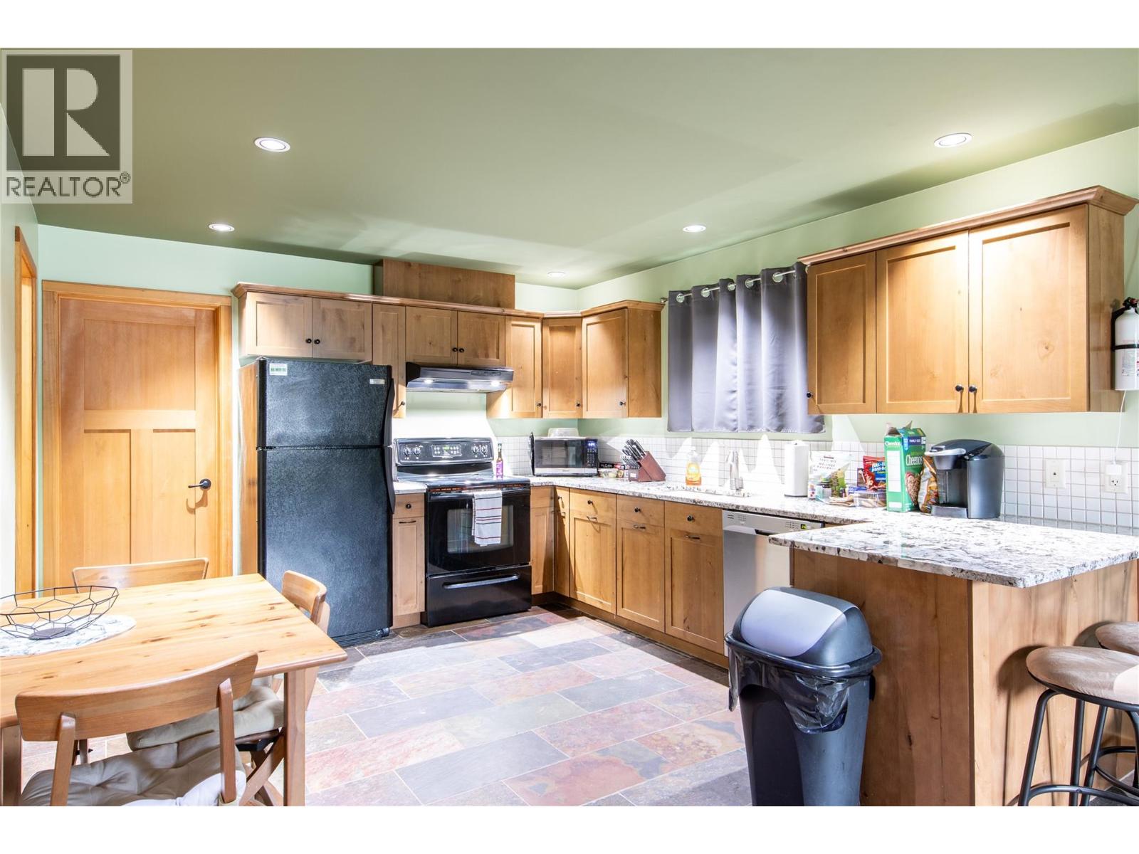 1445 GRANITE Drive - 19