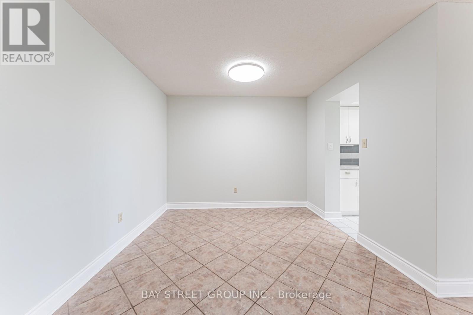 #306 10 MALTA AVENUE - Image 14