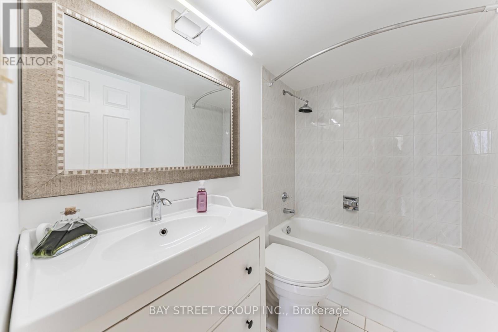 #306 10 MALTA AVENUE - Image 34