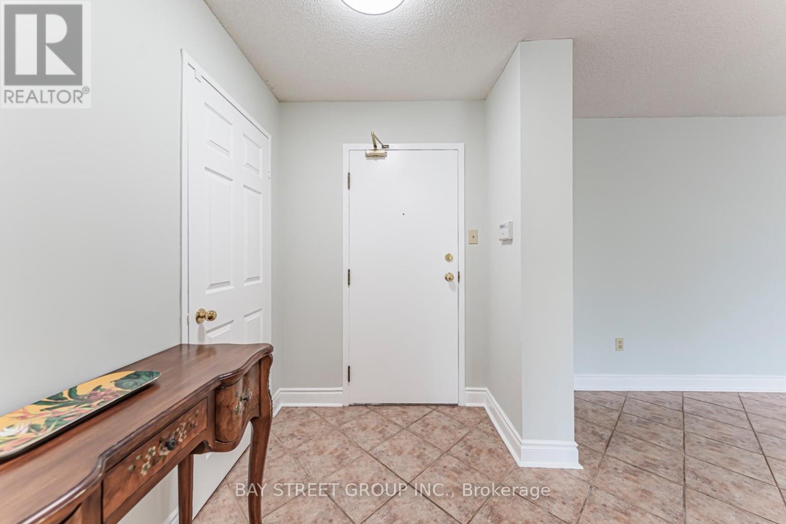 #306 10 MALTA AVENUE - Image 7
