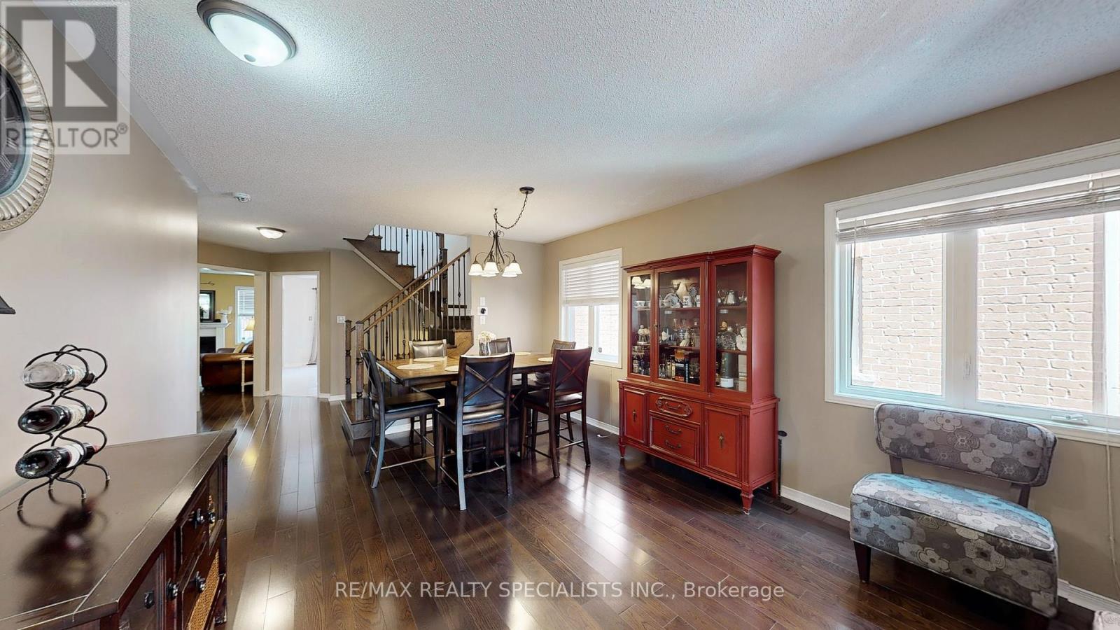482 GRANT WAY - 3