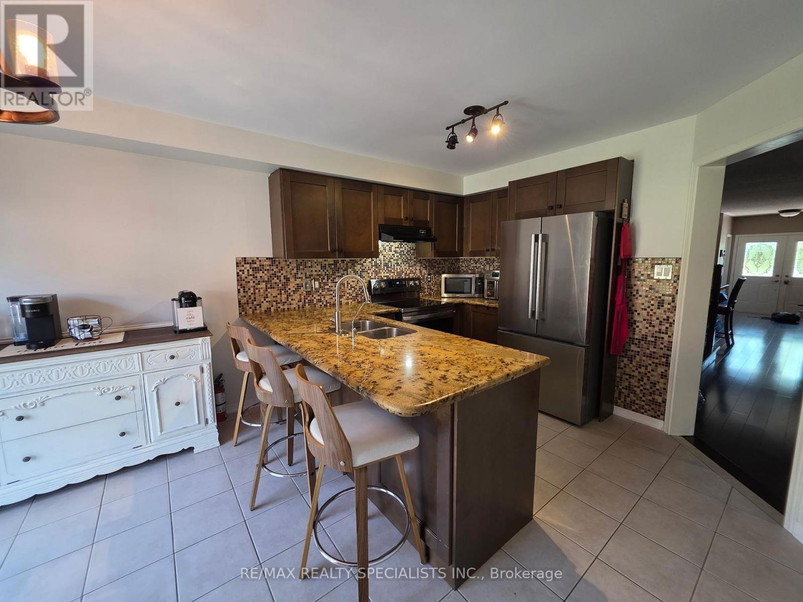 482 GRANT WAY - 7