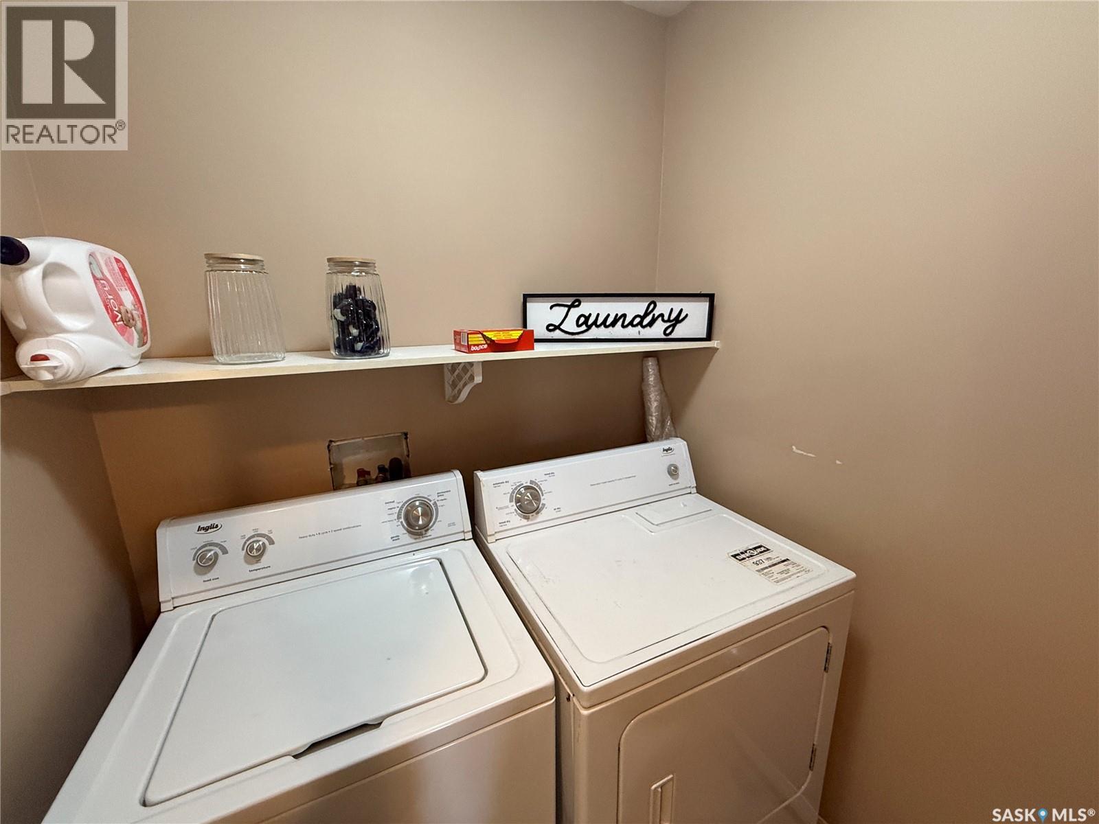 #4 1795 Clark AVENUE - 23