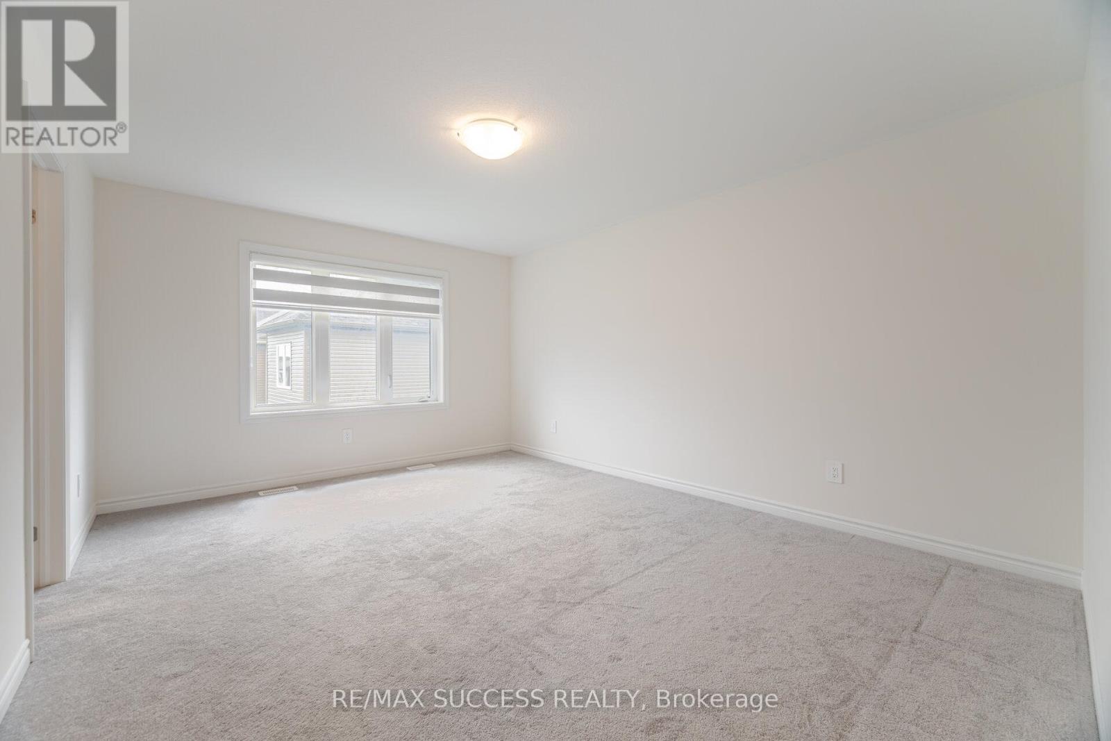32 GEORGE BRIER DRIVE W - 21