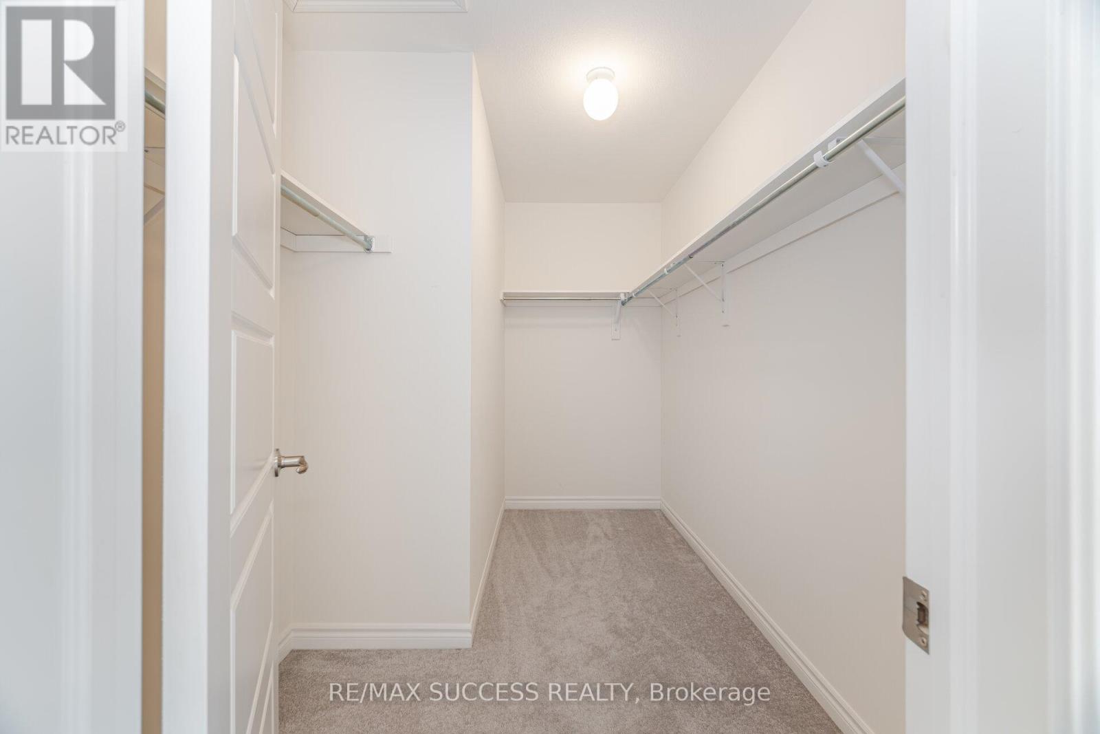32 GEORGE BRIER DRIVE W - 26