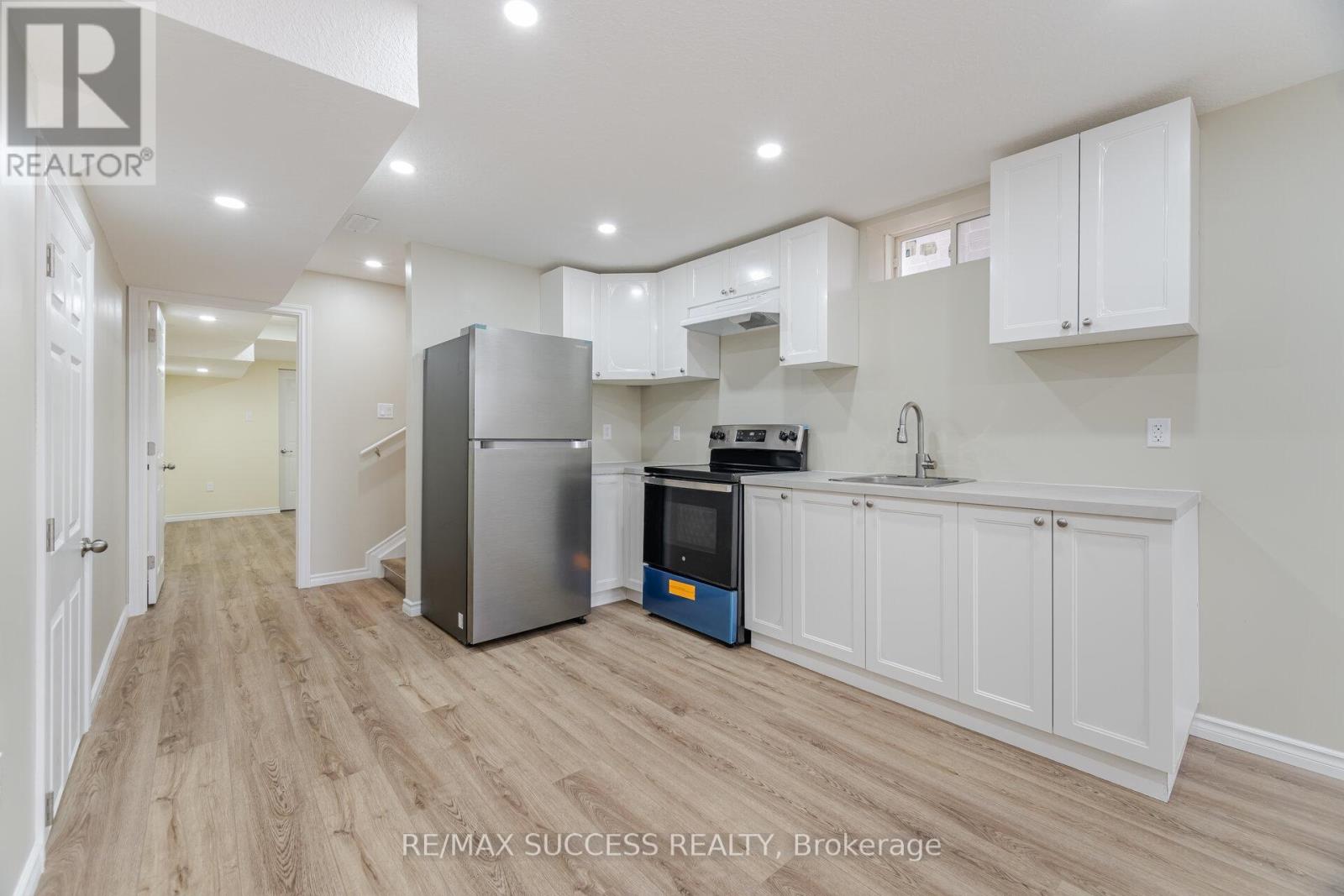 32 GEORGE BRIER DRIVE W - 38
