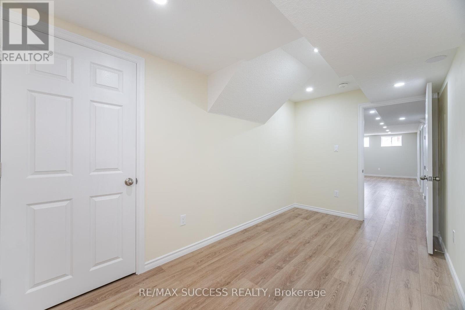 32 GEORGE BRIER DRIVE W - 45