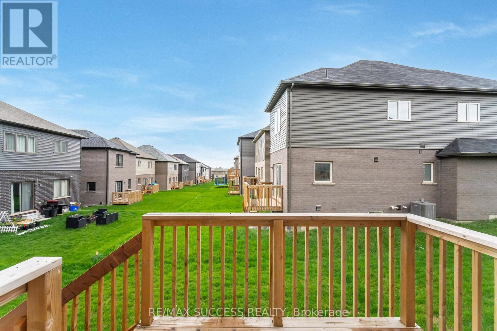 32 GEORGE BRIER DRIVE W - 48