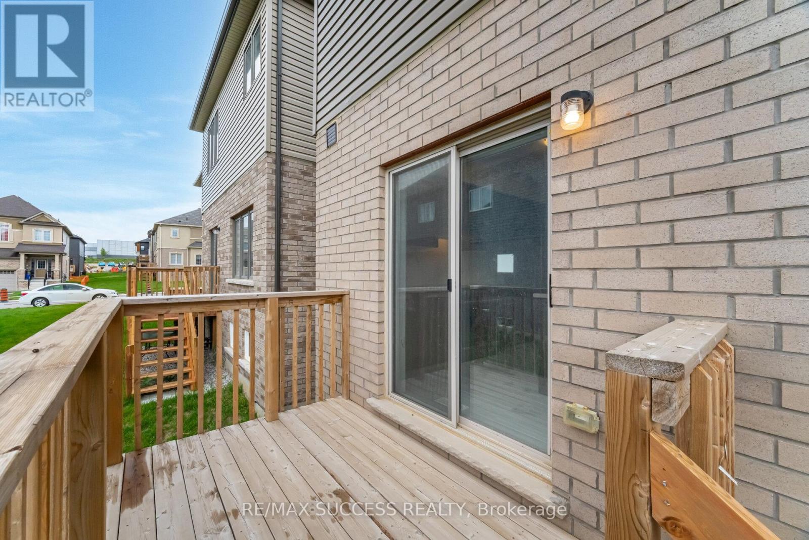 32 GEORGE BRIER DRIVE W - 49