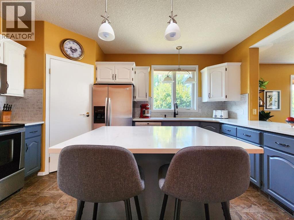 4813 4 Street W - 19