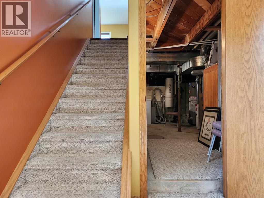 4813 4 Street W - 26