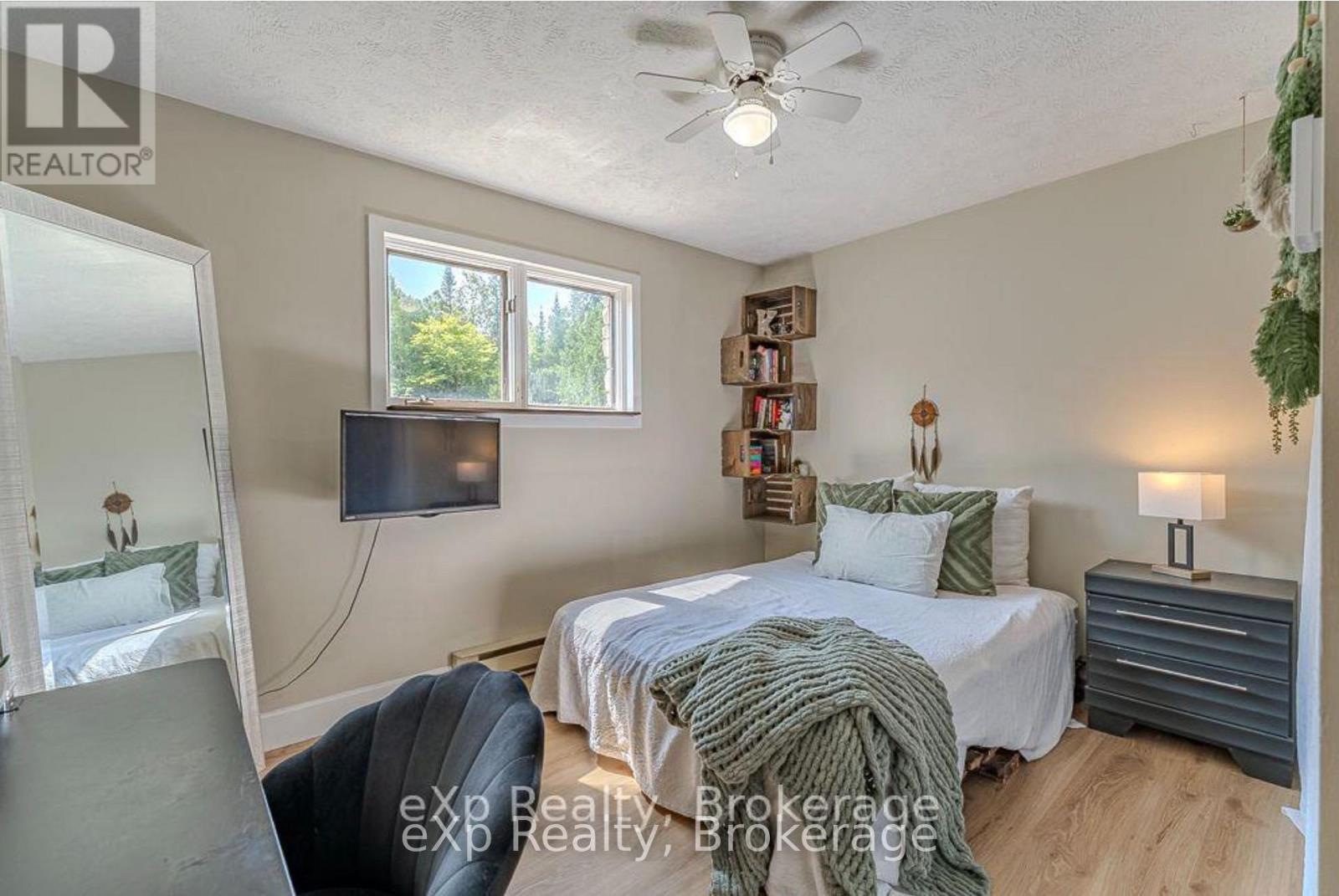 502354 GREY ROAD 1 ROAD - 32