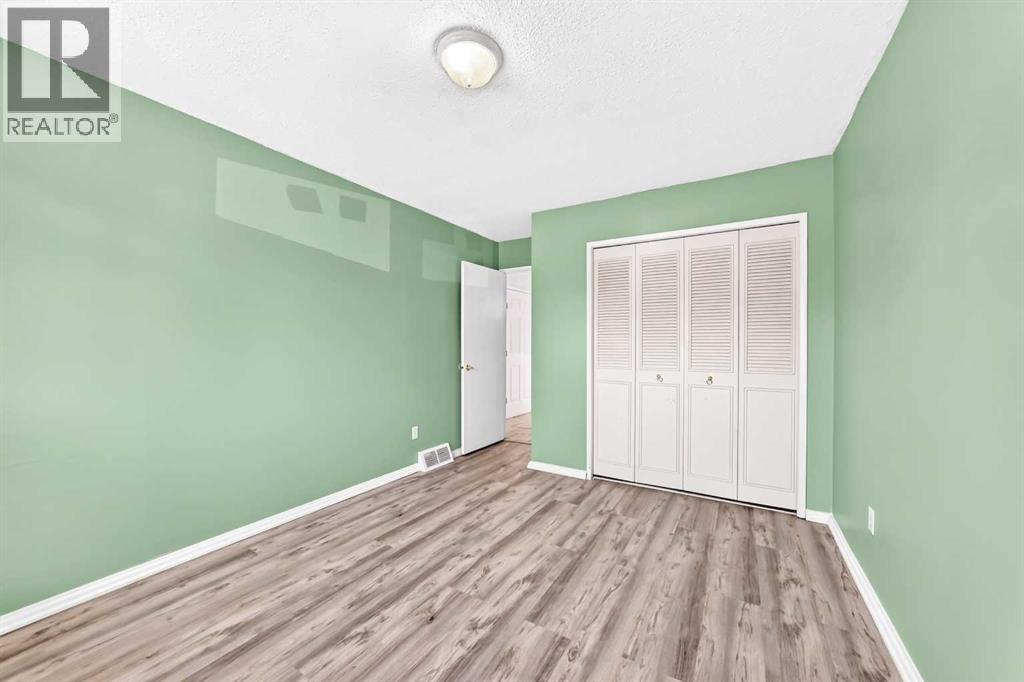 641 Whitewood Road NE — photo 12