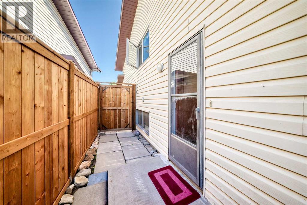 641 Whitewood Road NE — photo 22