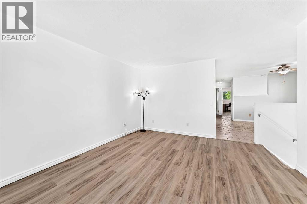 641 Whitewood Road NE - photo 3