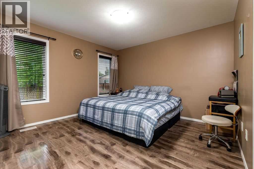 1314 47A Avenue - 12
