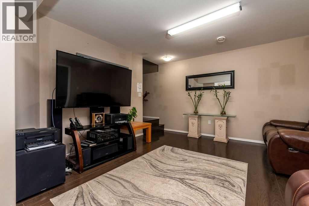 1314 47A Avenue - 19