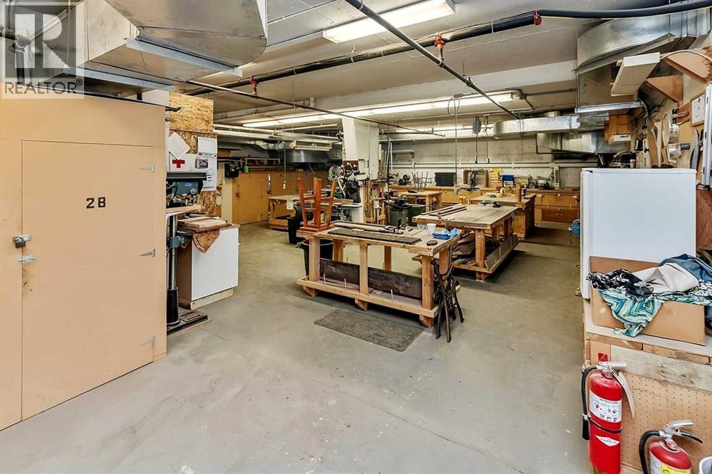#412 4512 52 Avenue - 25