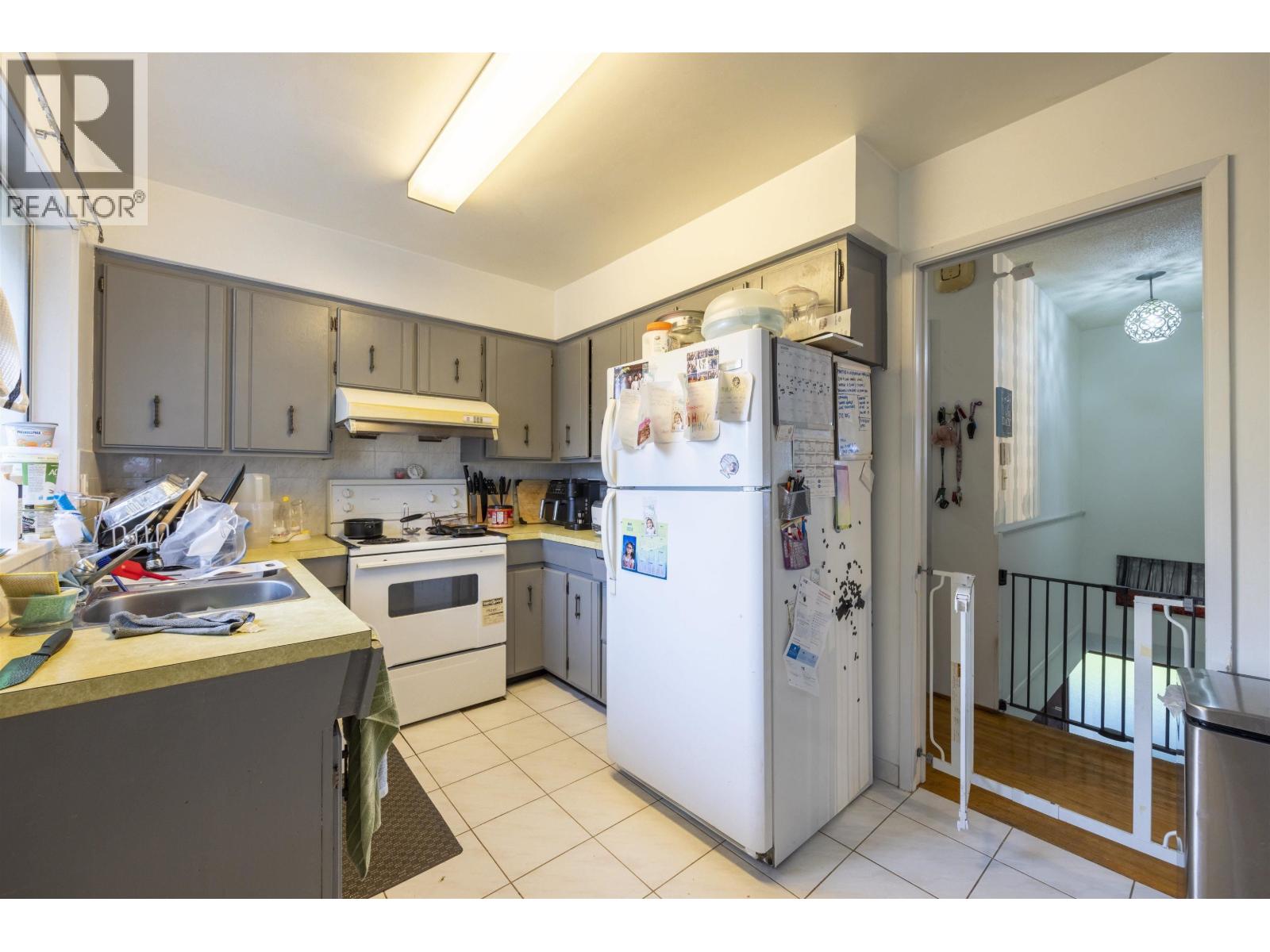 5555 WALLACE Road, Richmond