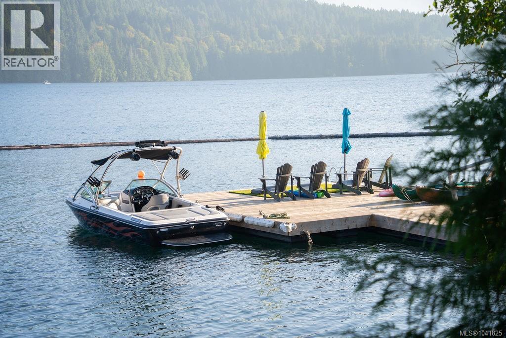 8898 Palmer Way, Lake Cowichan