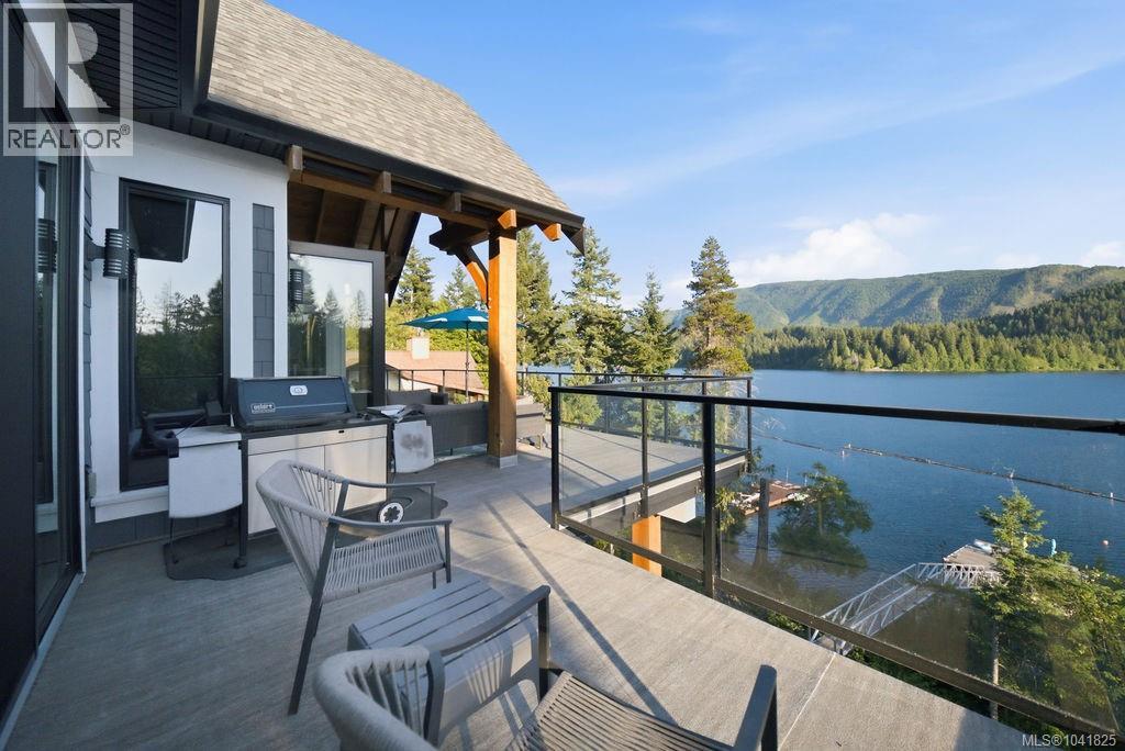 8898 Palmer Way, Lake Cowichan